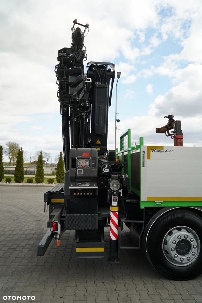 Mercedes-Benz AROCS 3240 / 8x4 / SKRZYNIOWY- 7 M / + HDS HIAB X-HIPRO 302 /  MAX 9 200 KG / 21 M  WYSÓW /  TRIDEM / PILOT / ROTATOR / WIDŁY / OŚ PODNOSZONA / EURO 6 - 20