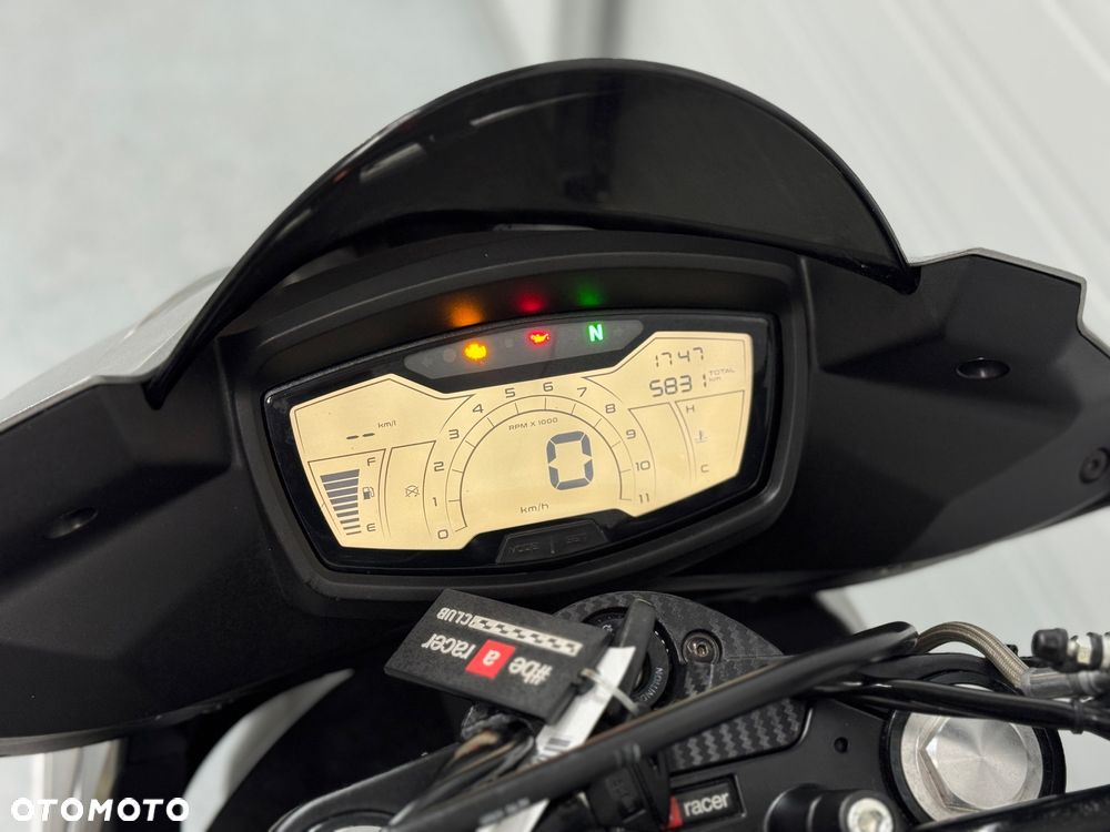 Aprilia Tuono - 19