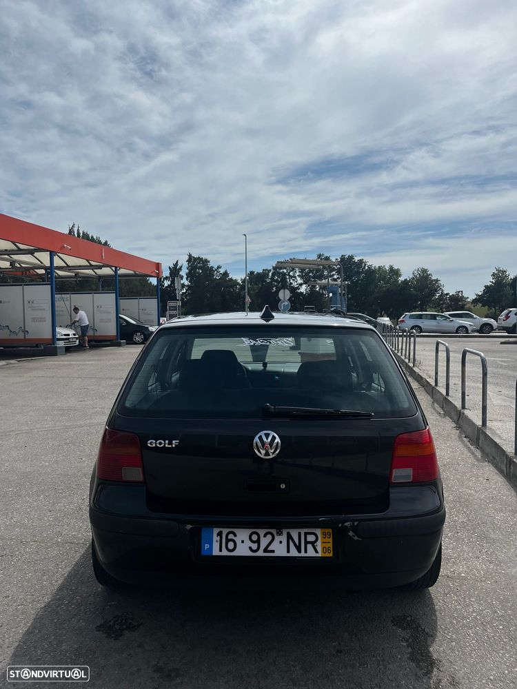 VW Golf 1.4i Confort - 4