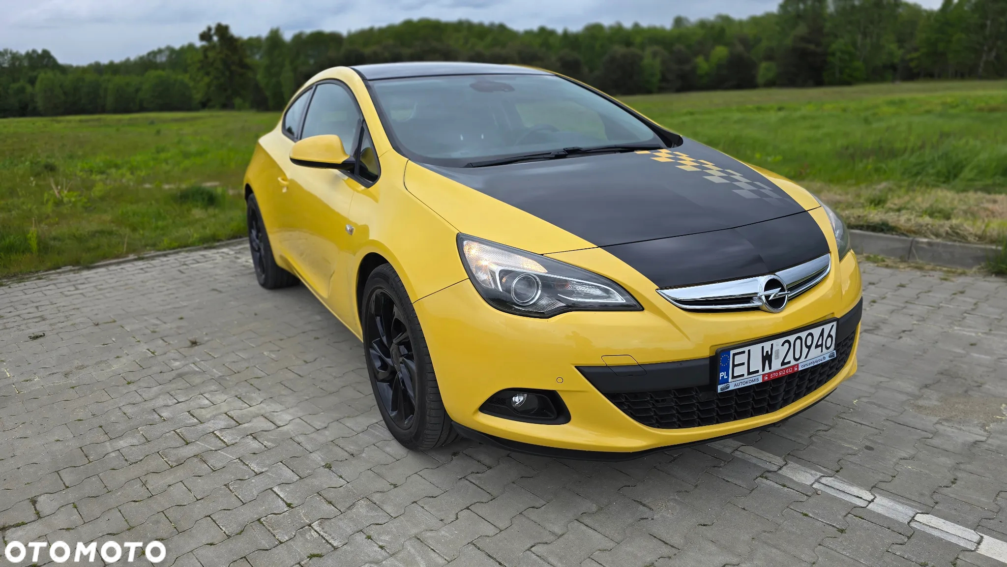 Opel Astra IV GTC 1.6 T Sport - 3