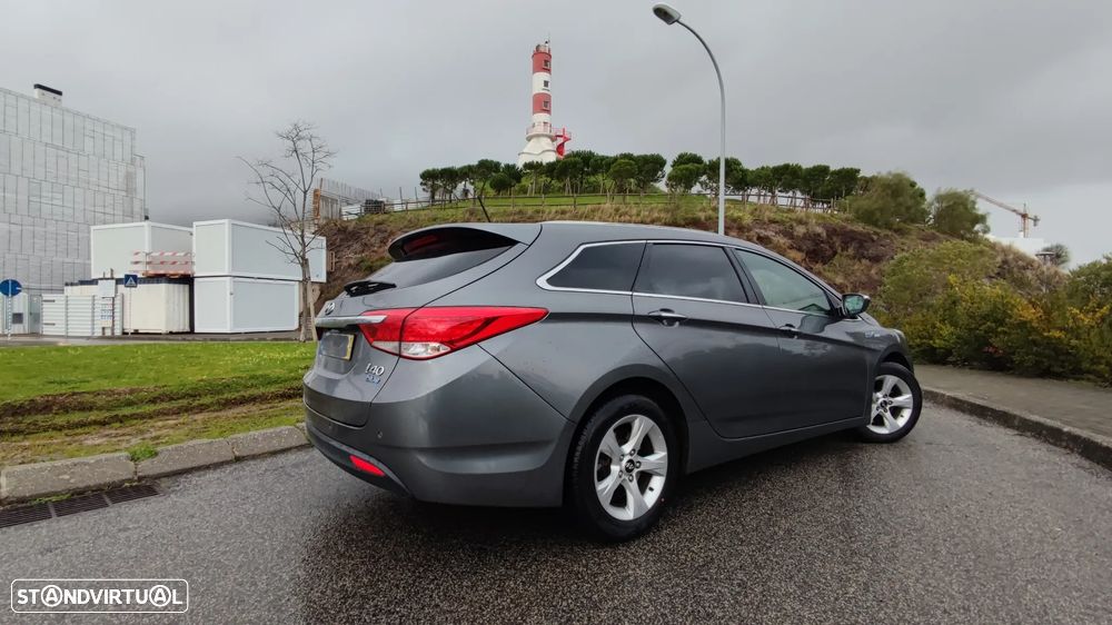 Hyundai i40 SW 1.7 CRDi Blue Comfort - 21