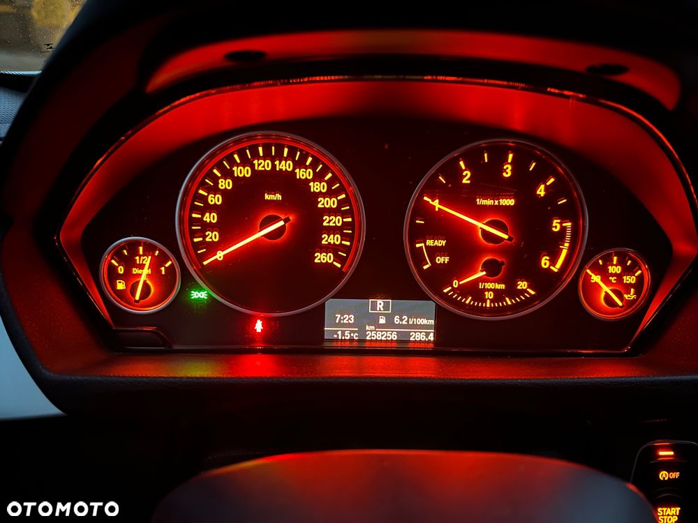 BMW 3GT 320d Sport Line - 4