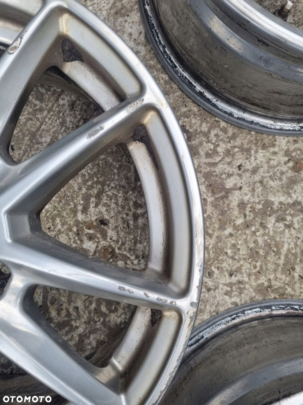 VOLKSWAGEN PASSAT B5 95-01 r. ALUFELGI FELGI 4 SZTUKI 16 7,0 5x112 EU + - 8