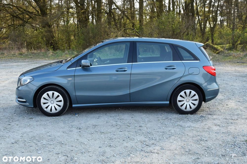 Mercedes-Benz Klasa B 200 (BlueEFFICIENCY) - 4