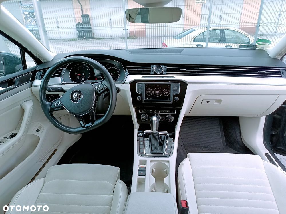 Volkswagen Passat 2.0 TDI BMT Highline DSG - 19
