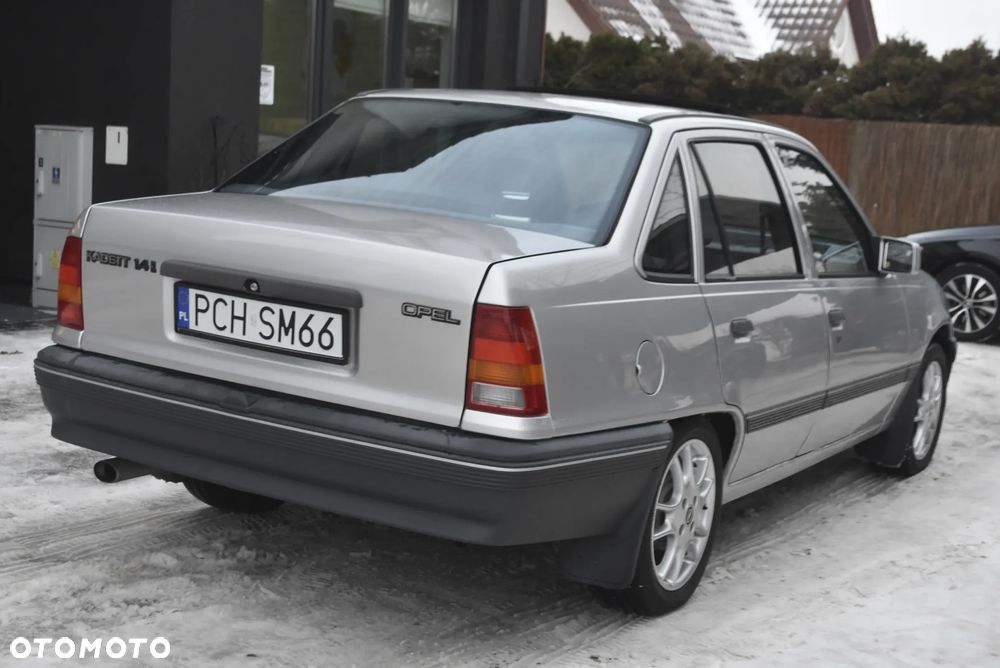 Opel Kadett - 4