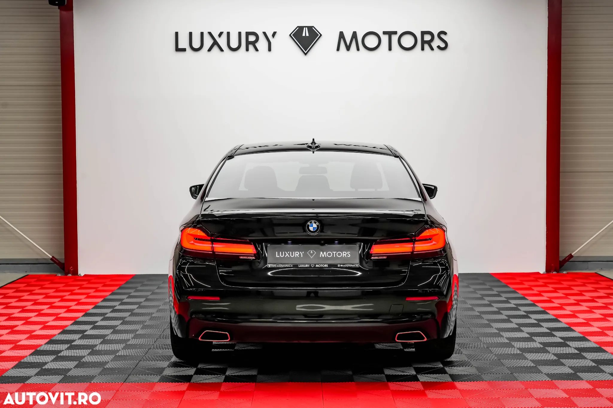 BMW Seria 5 518d AT - 10
