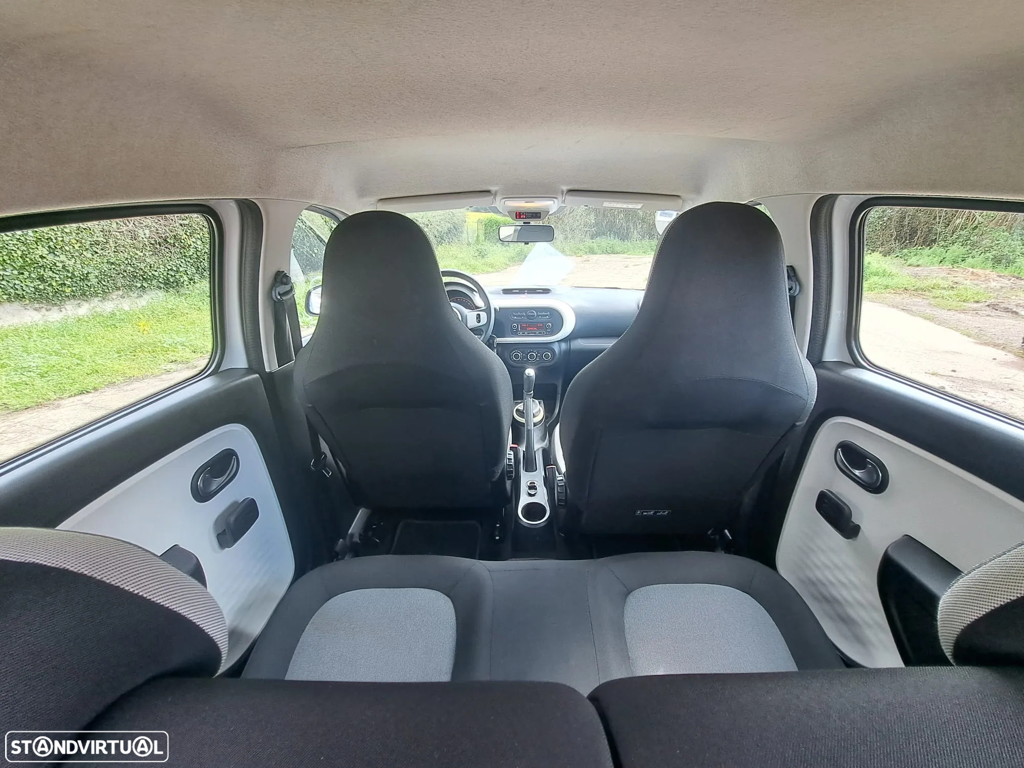 Renault Twingo SCe 70 S&S Liberty - 28