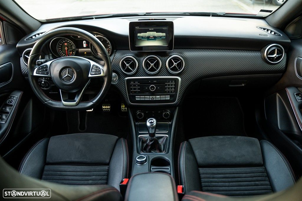 Mercedes-Benz A 200 d AMG Line - 24