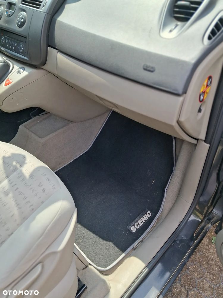 Renault Scenic - 9