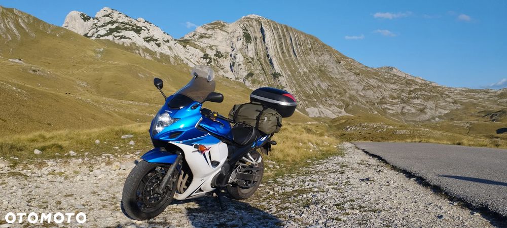Suzuki GSX-F - Katana - 2