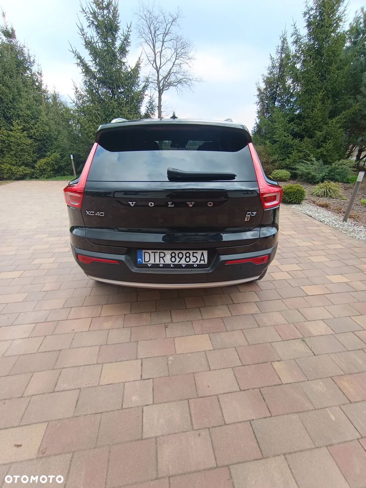 Volvo XC 40 D3 Momentum - 4