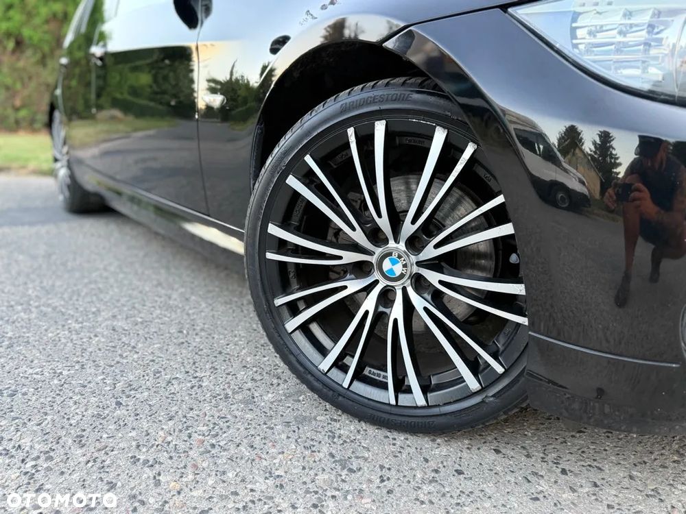 BMW Seria 3 320d Efficient Dynamics Sport Line - 12