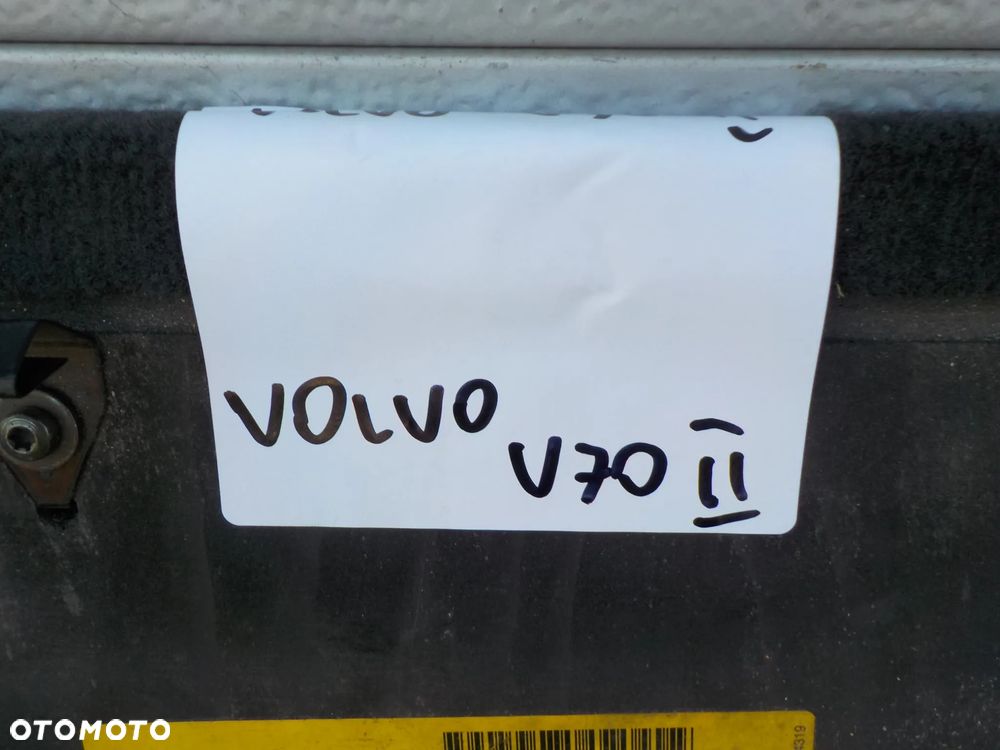 VOLVO V70 II PODŁOGA WYKŁADZINA BAGAŻNIKA - 3