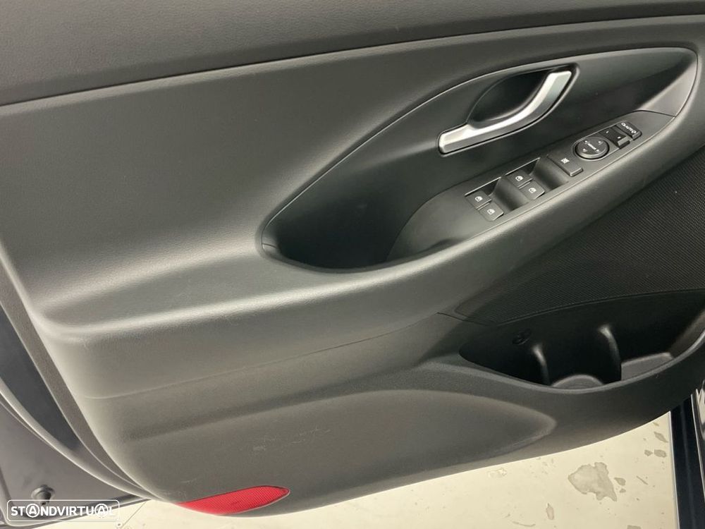 Hyundai i30 1.0 T-GDi N-Line DCT - 16