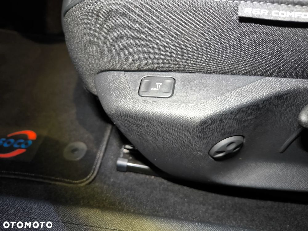 Peugeot 408 1.2 PureTech Allure S&S EAT8 - 12