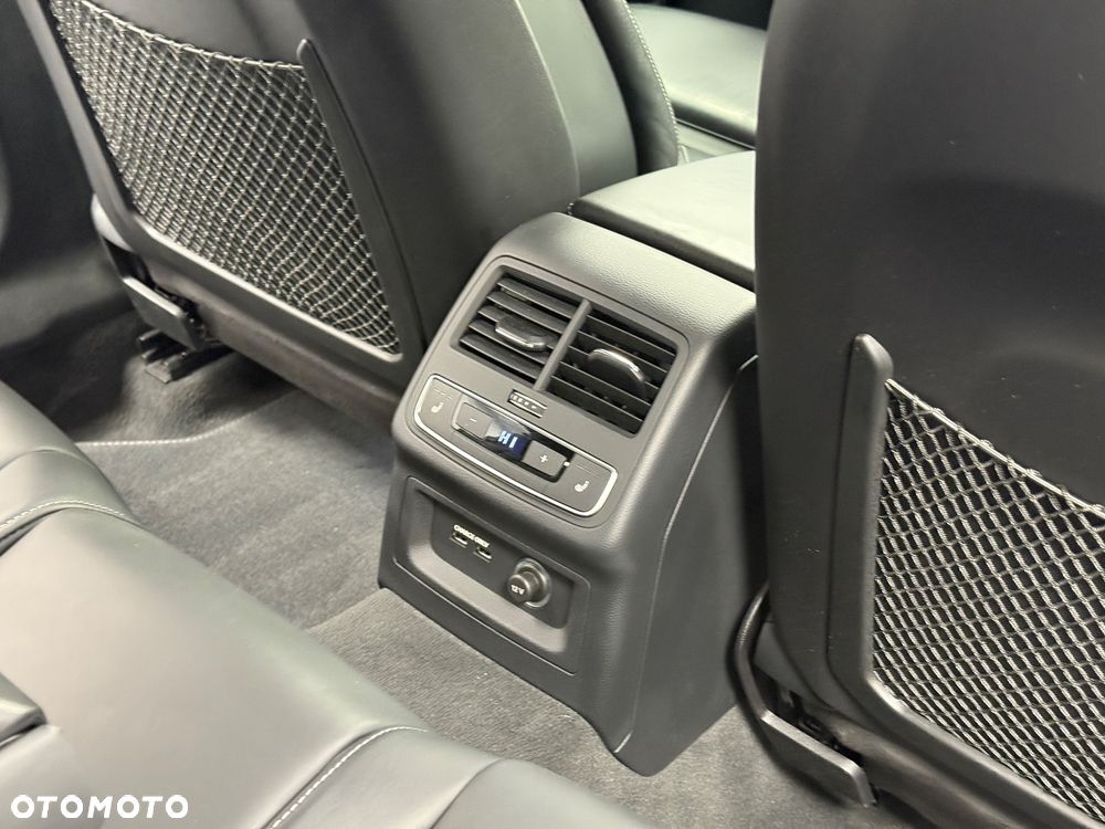 Audi S4 Limousine 3.0 TFSI Quattro Tiptronic - 12