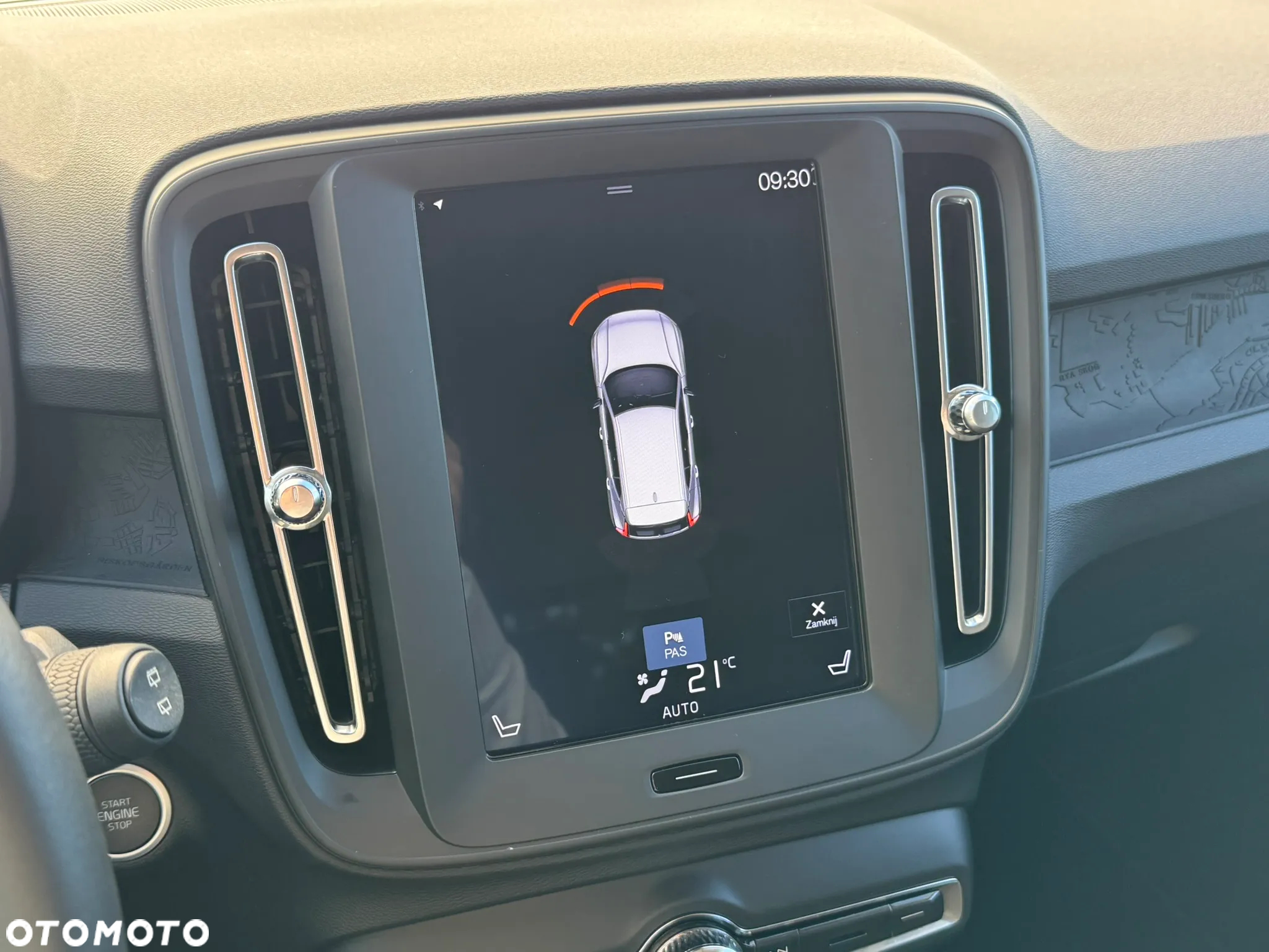 Volvo XC 40 T3 Momentum Core - 17