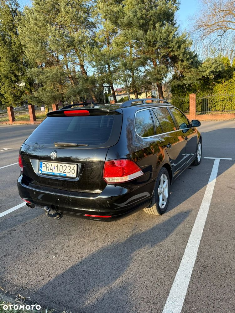 Volkswagen Golf 2.0 TDI DPF MATCH - 3