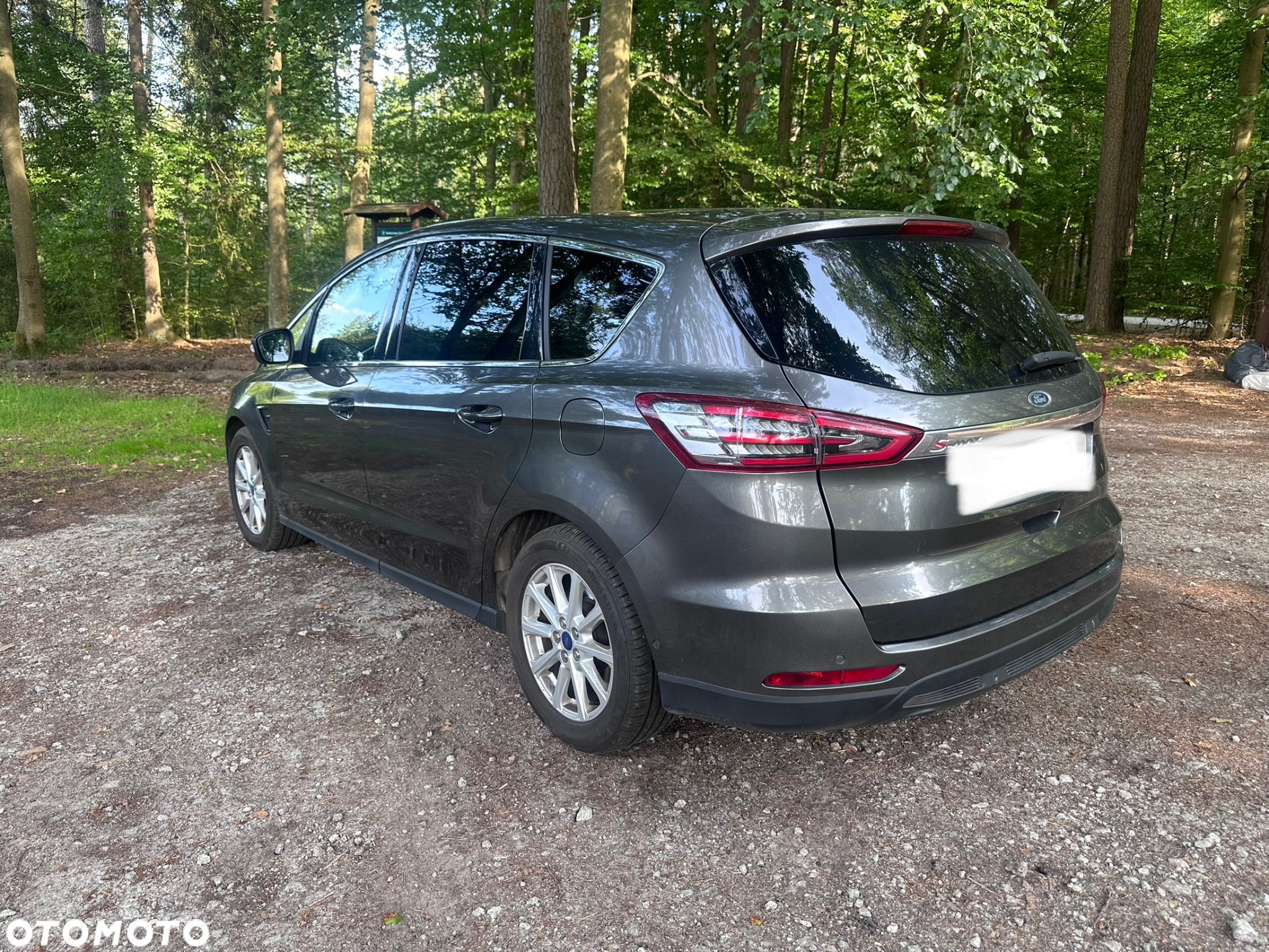 Ford S-Max 2.0 TDCi Titanium PowerShift - 2