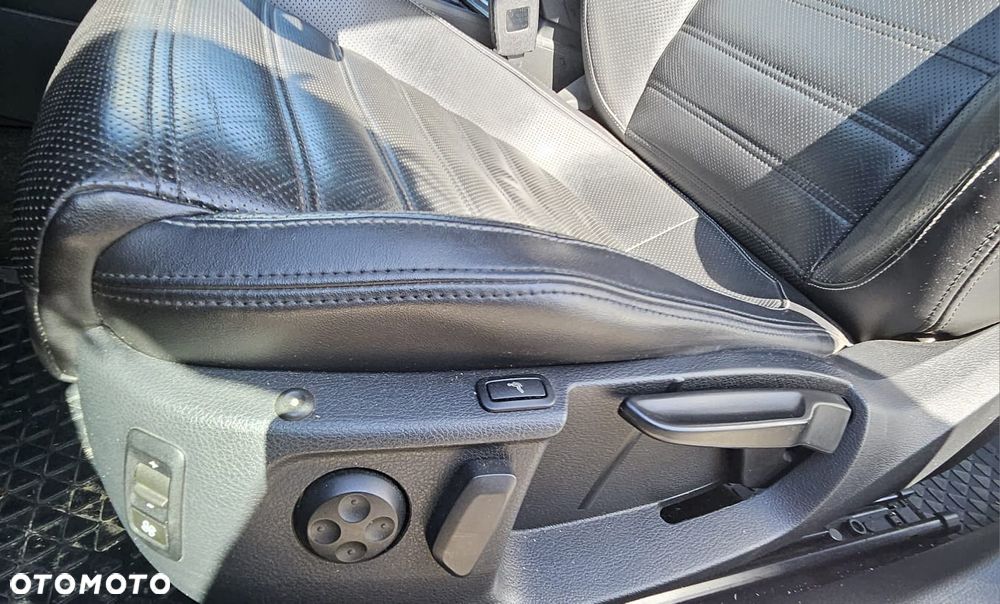 Volkswagen CC 2.0 TDI 4Motion BlueMotion Technology DSG - 12