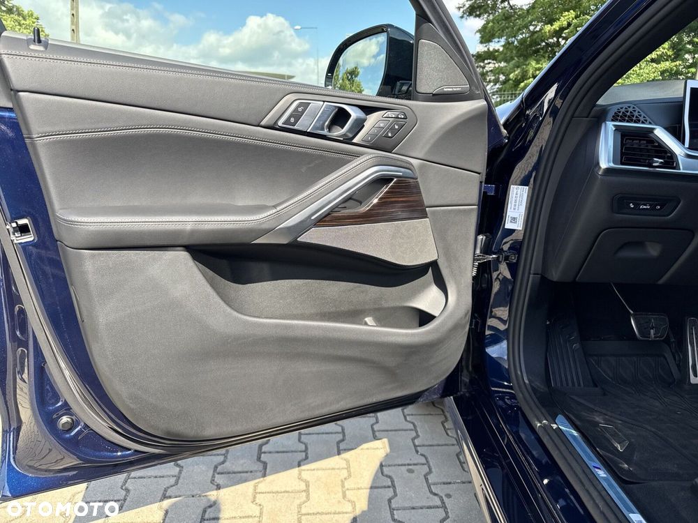 BMW X6 xDrive40d mHEV - 12