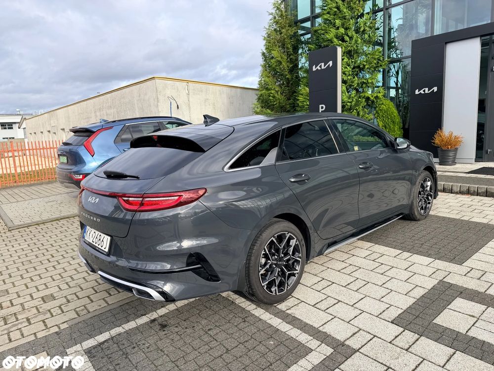 Kia ProCeed - 7