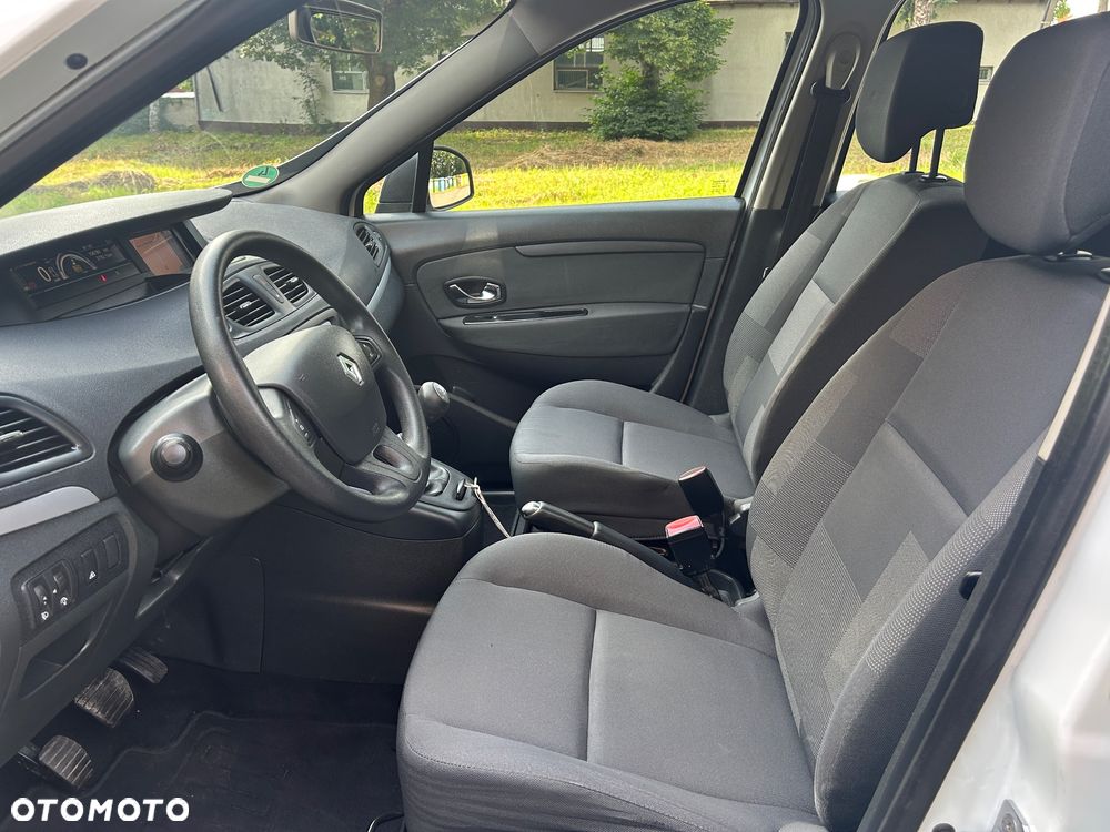 Renault Scenic 1.6 16V 110 TomTom Edition - 13