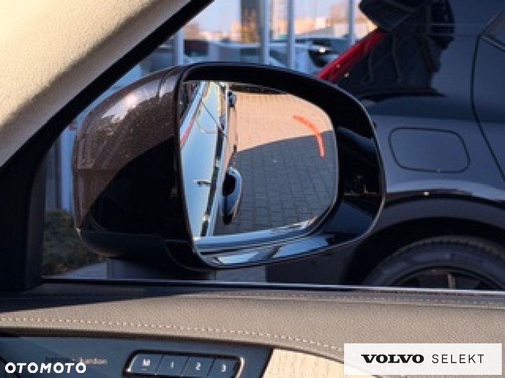 Volvo XC 90 - 16