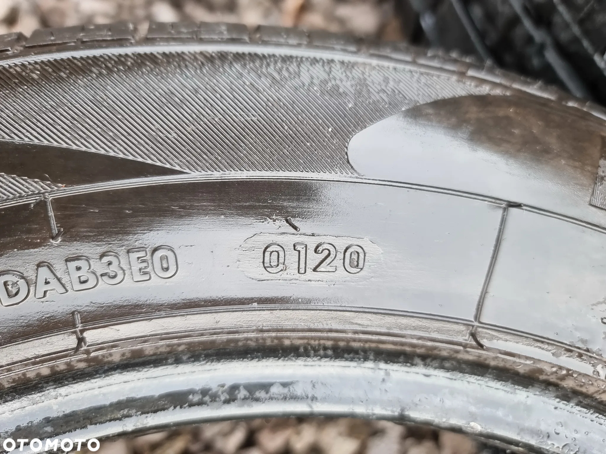 RUNWAY 185/60R15 88H ENDURO HP (2szt.) (1x6,0 1x6,5) (DOT: 2x0120) L407 - 7