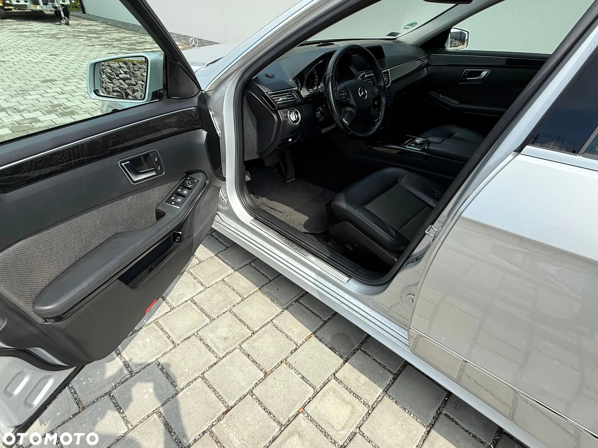 Mercedes-Benz Klasa E 250 BlueTEC 4-Matic Elegance - 9