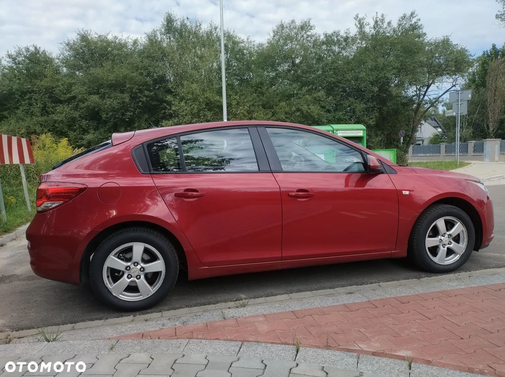 Chevrolet Cruze 1.6 LT - 7