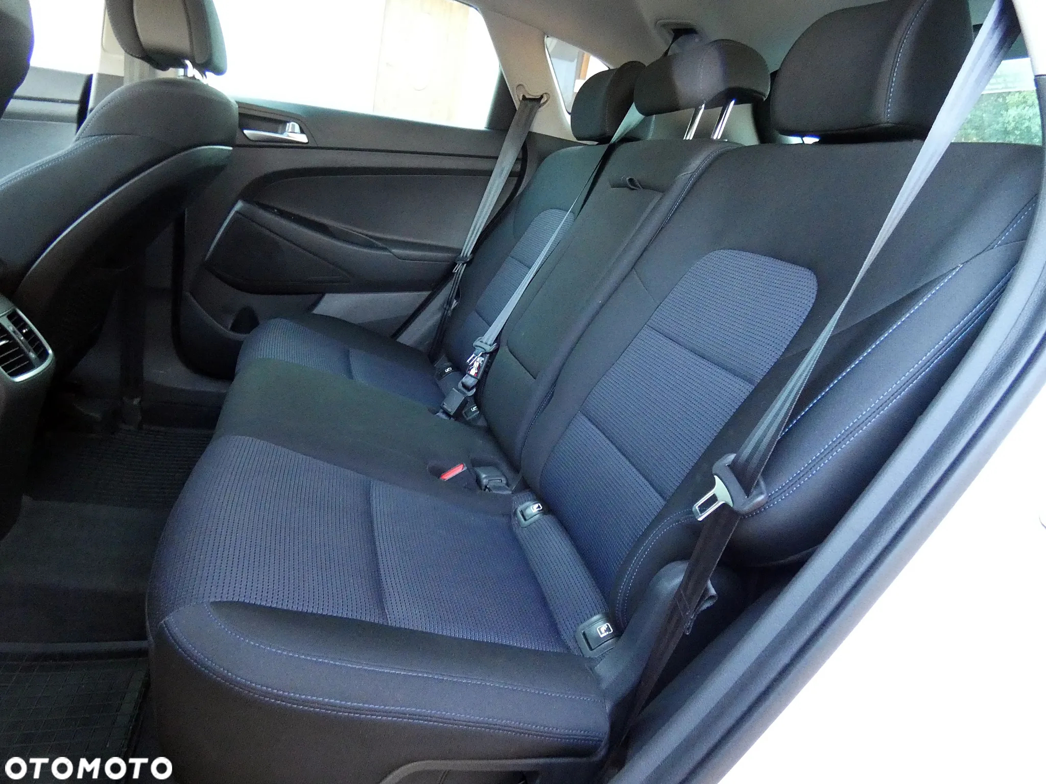 Hyundai Tucson 1.7 CRDI BlueDrive Premium 2WD DCT - 27