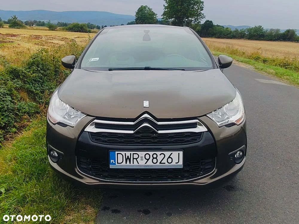 Citroën DS4 1.6 THP SoChic - 3