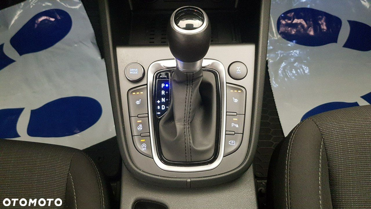 Hyundai Kona - 31