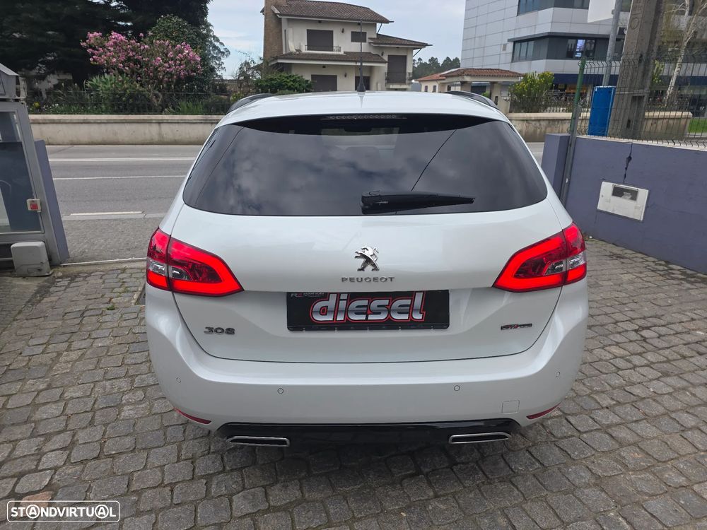 Peugeot 308 SW BlueHDi 130 EAT8 Stop & Start GT Pack - 11
