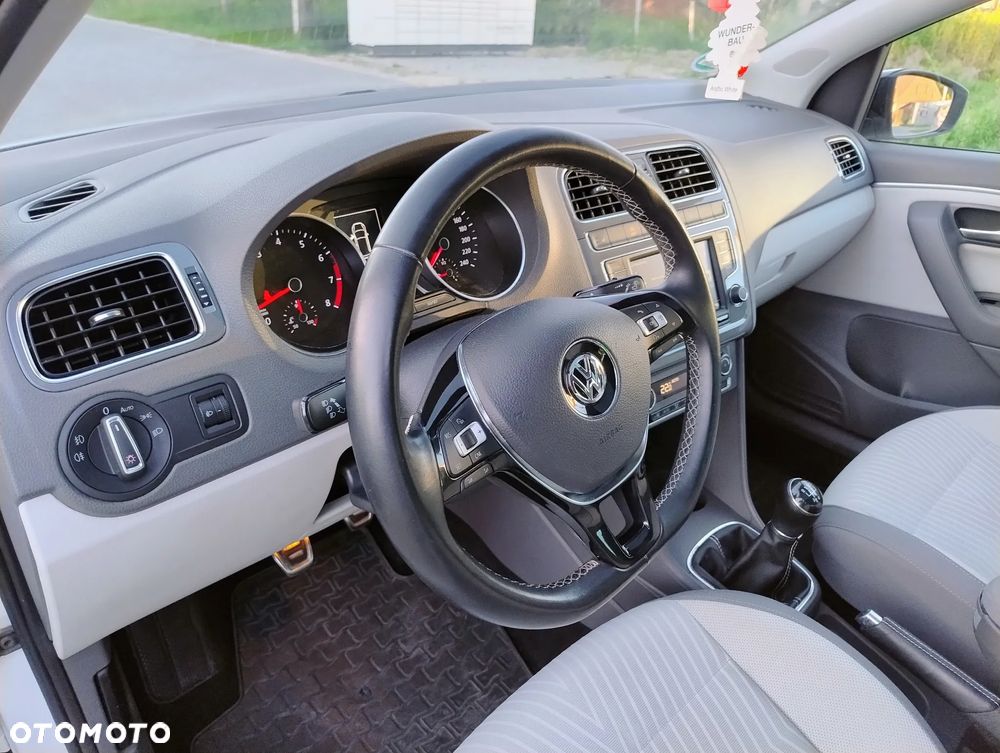 Volkswagen Polo 1.2 TSI Blue Motion Technology FRESH - 6