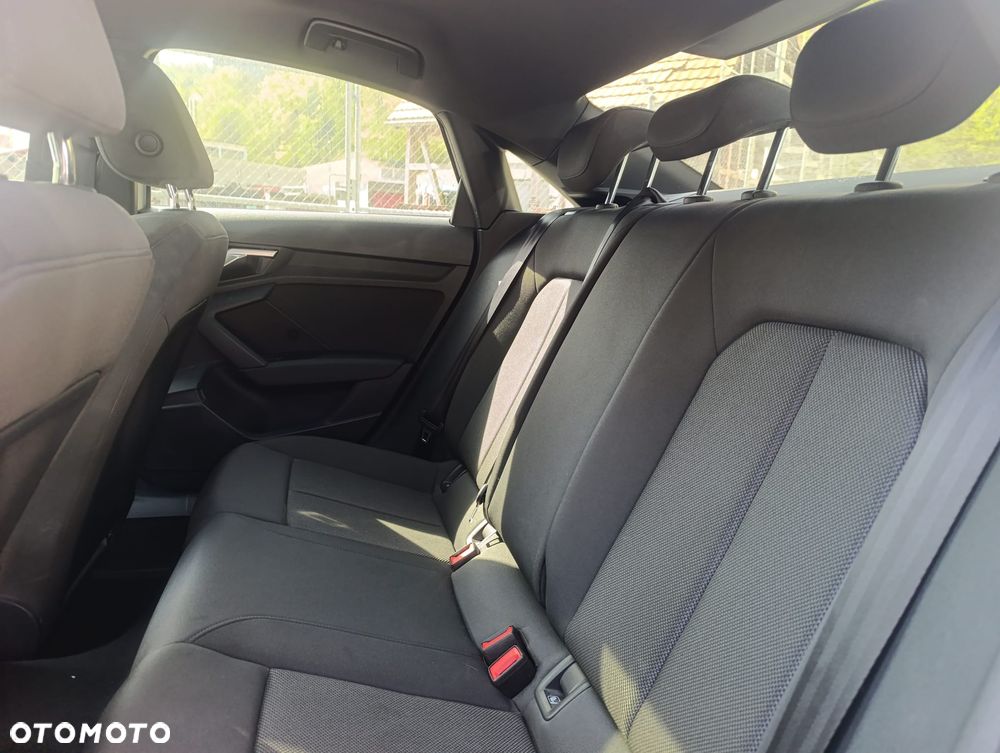 Audi S3 Limousine TFSI quattro S tronic - 11