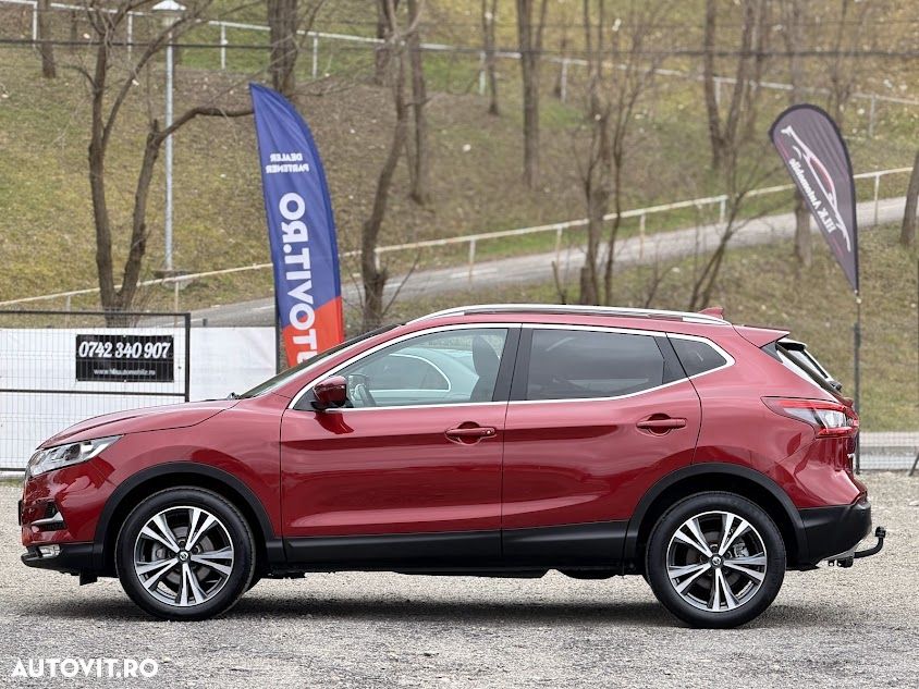 Nissan Qashqai 1.2 DIG-T Xtronic N-Connecta - 9