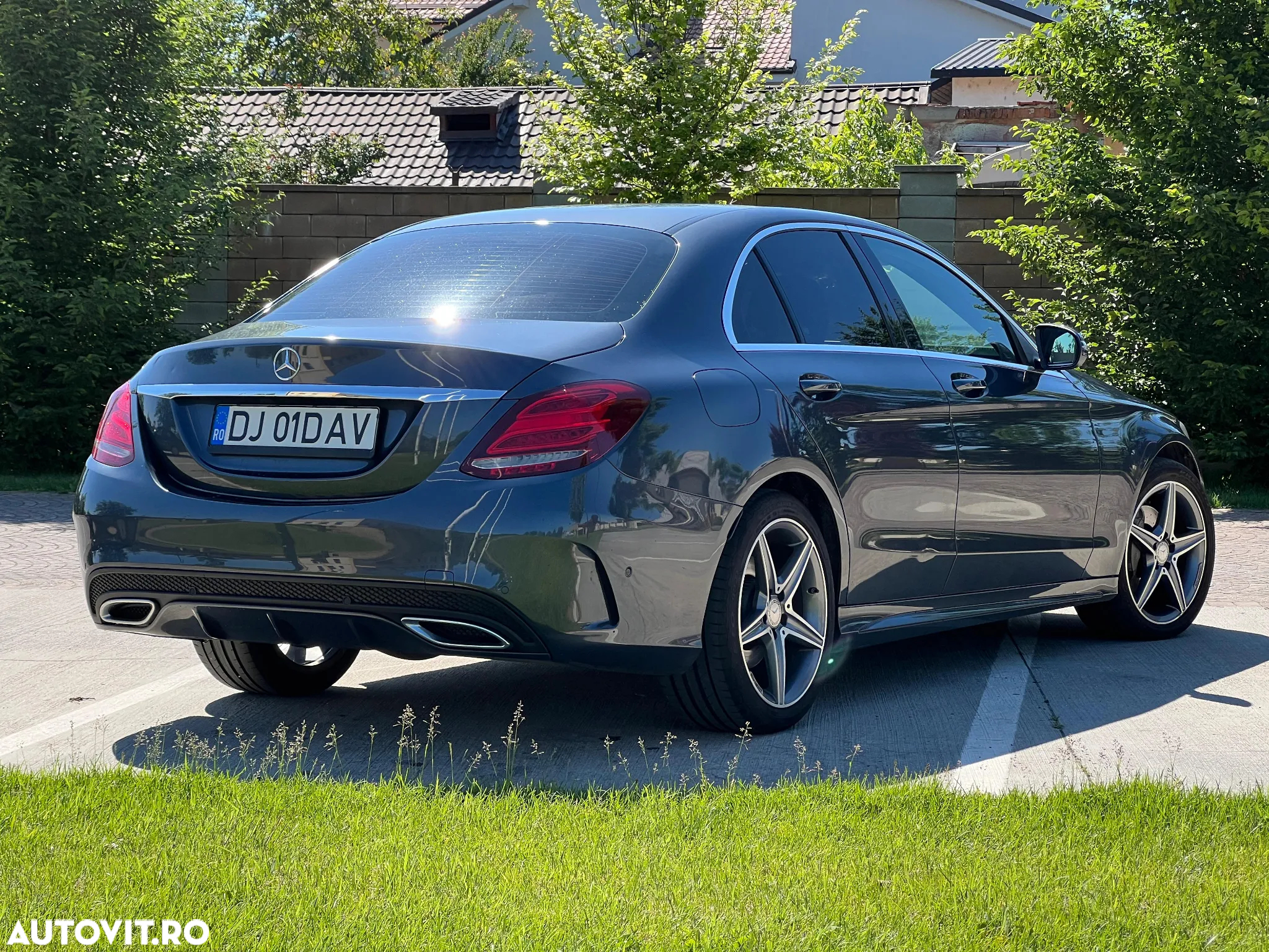 Mercedes-Benz C 220 d 4MATIC Aut. - 4