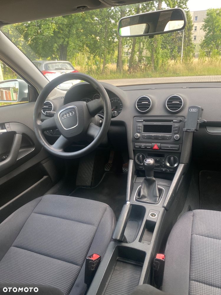 Audi A3 3-drzwiowe 1.6 Attraction - 7