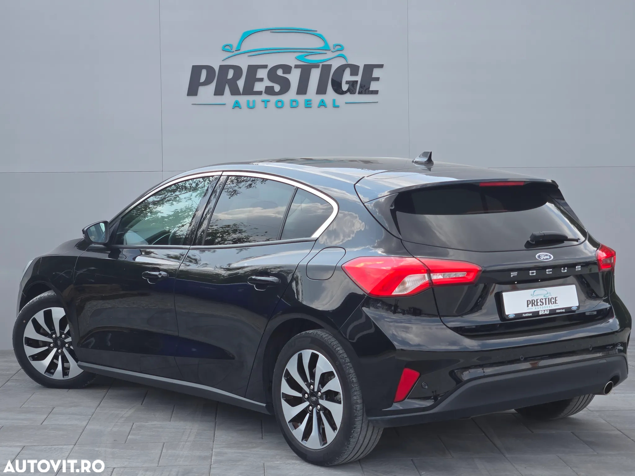 Ford Focus 1.0 EcoBoost Start-Stopp-System COOL&CONNECT DESIGN - 3
