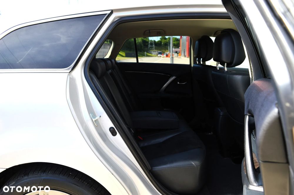 Toyota Avensis 2.0 D-4D Sol - 12