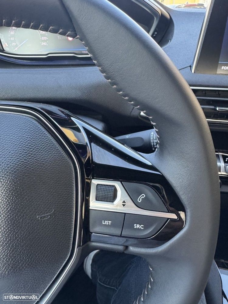 Peugeot 5008 1.2 PureTech Allure - 19