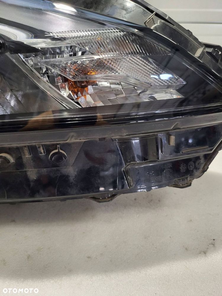 nissan qashqai j12 full led przód strona prawa 100-8d02g - 2