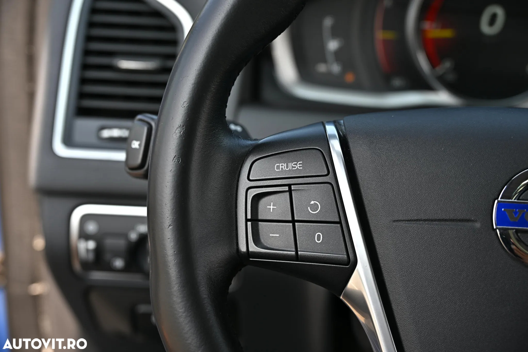 Volvo XC 60 D4 Geartronic Summum - 30