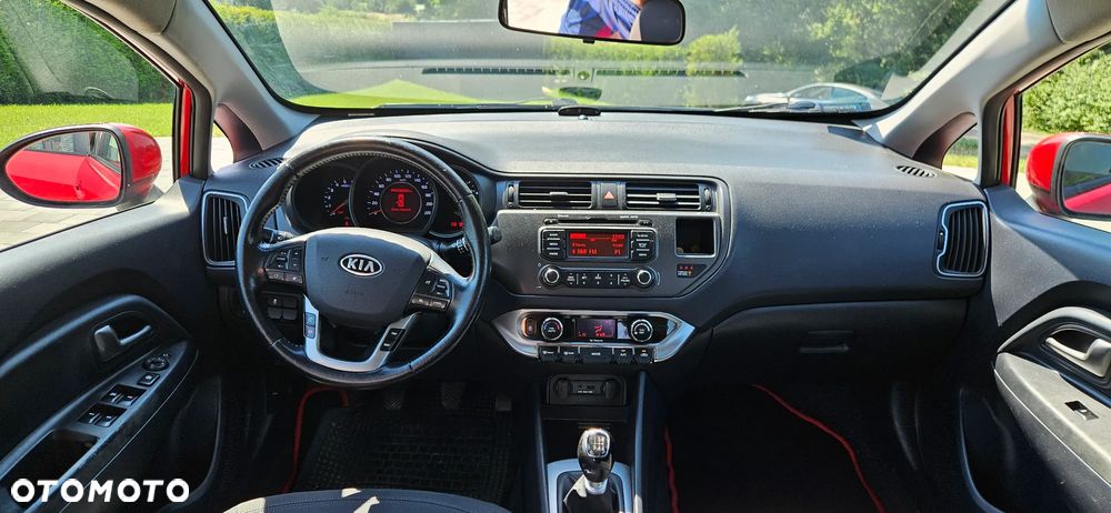 Kia Rio 1.4 CRDI Fifa World Cup Edition - 5