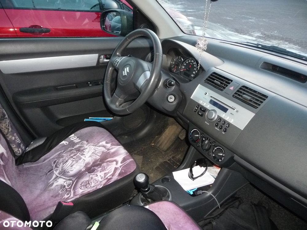 Suzuki Swift 1.3 Comfort - 2