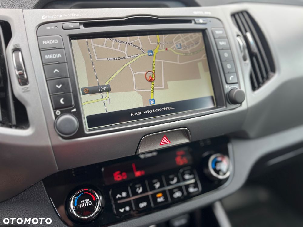 Kia Sportage 2.0 CRDI 4WD Fifa World Cup Edition - 32