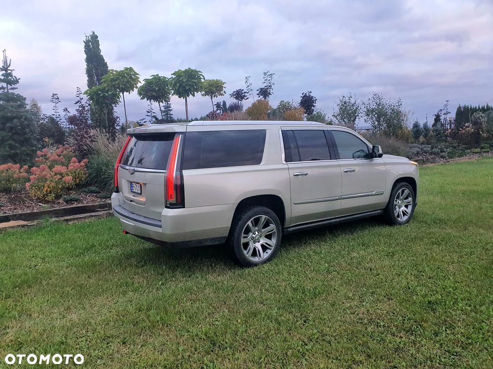 Cadillac Escalade ESV 6.2 V8 AWD AT Premium - 7
